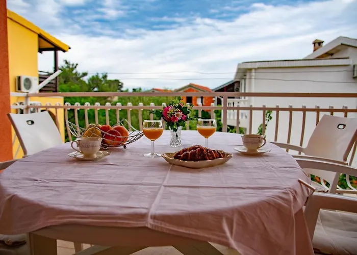 Apartment Tony - 2Bdr Beachfront